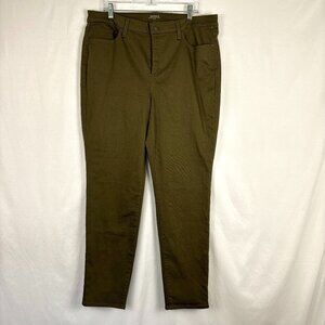 NWT Chico's Women's Stretch Denim Jeggings Size 3R (16) Olive Green Soft Comfort